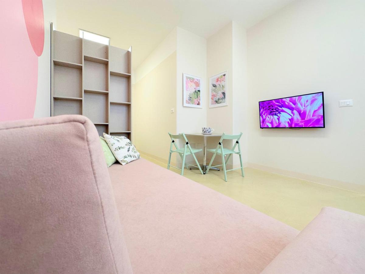 13 Eur For Monthly Stay - Home By The Sea - Hbs Голем Екстериор снимка